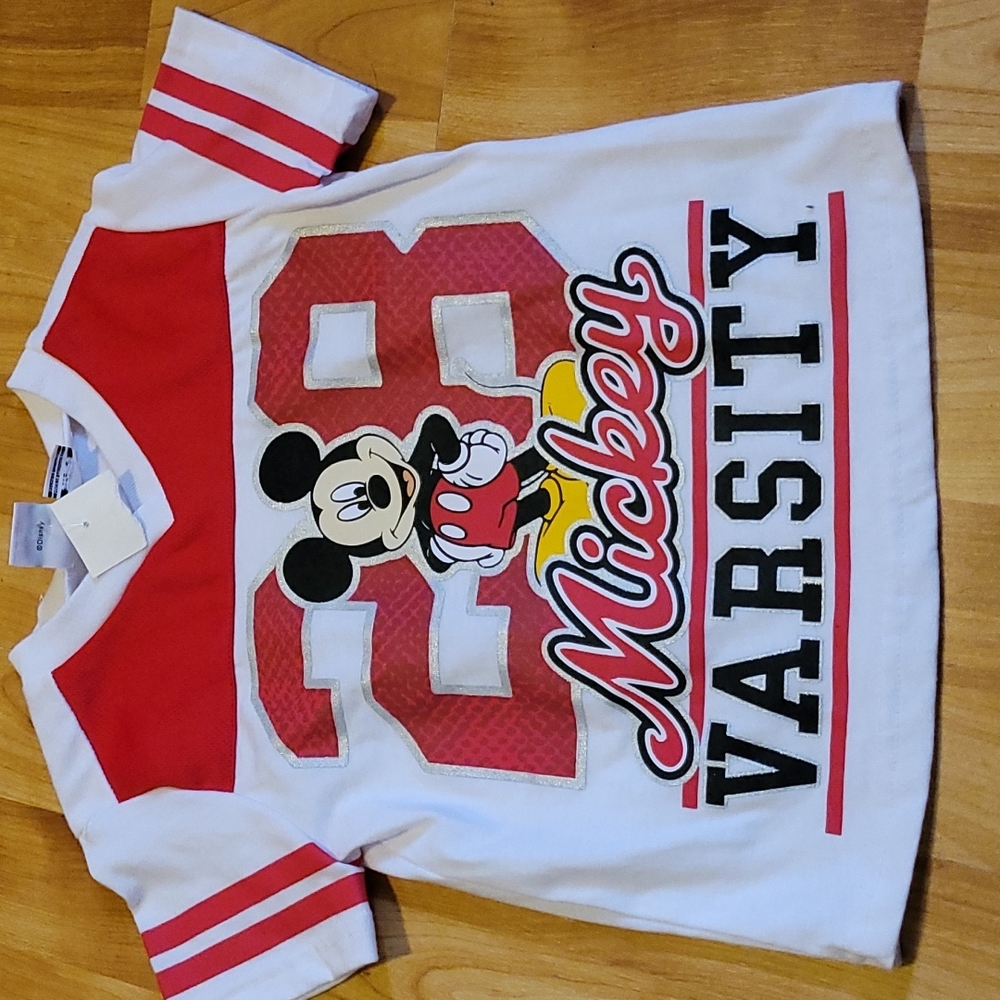 Disney tee